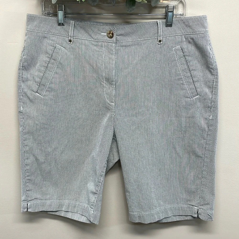Per Una by Marks and Spencer Flat Front Shorts Navy White Striped 12 (UK 16)